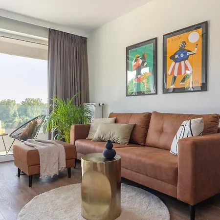 Apartment River Side 3/19