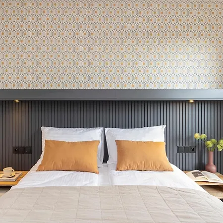 Apartment River Side 3/19