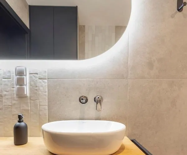 Apartman River Side 3/19 *